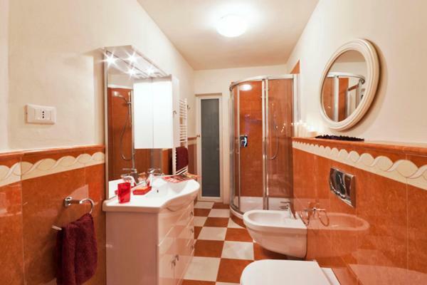 Via Dei Fossi Apartment فلورنس المظهر الخارجي الصورة